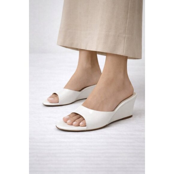 Reformation White Patent Leather Wedge Sandals Women’s Slip On Open Toe Size 6 - Picture 11 of 11